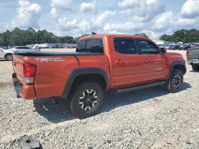 3TMAZ5CN5HM027945 - 2017 TOYOTA TACOMA DOUBLE CAB ORANGE photo 3