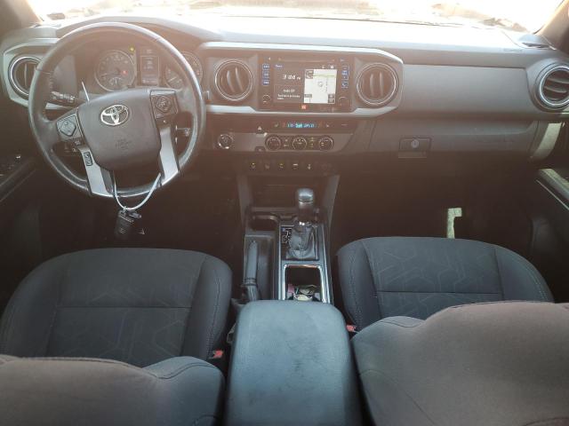 3TMAZ5CN5HM027945 - 2017 TOYOTA TACOMA DOUBLE CAB ORANGE photo 8