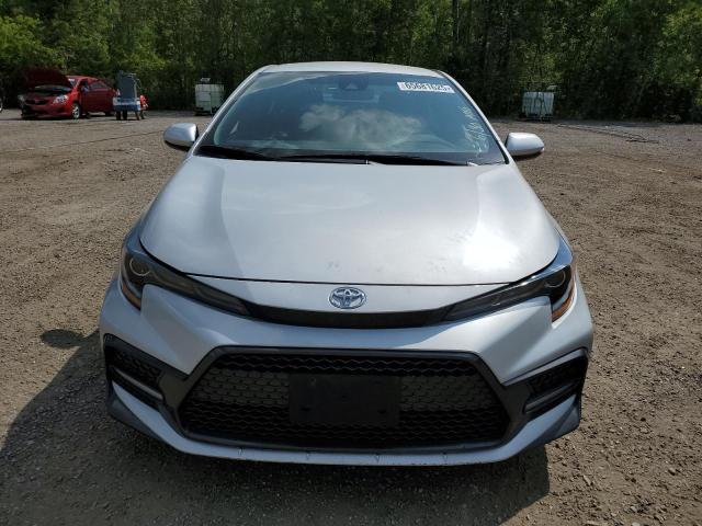 5YFB4MBE7NP126608 - 2022 TOYOTA COROLLA SE SILVER photo 5