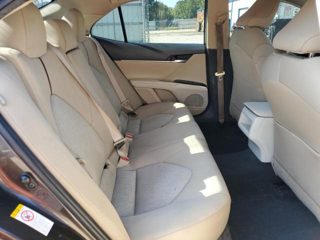 JTNB11HK6J3042878 - 2018 TOYOTA CAMRY L BROWN photo 10