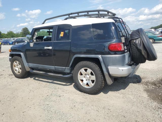 JTEZU11F670018870 - 2007 TOYOTA FJ CRUISER BLACK photo 2