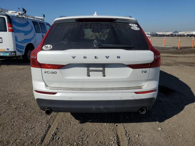 LYV102DK7KB239014 - 2019 VOLVO XC60 T5 MOMENTUM WHITE photo 6