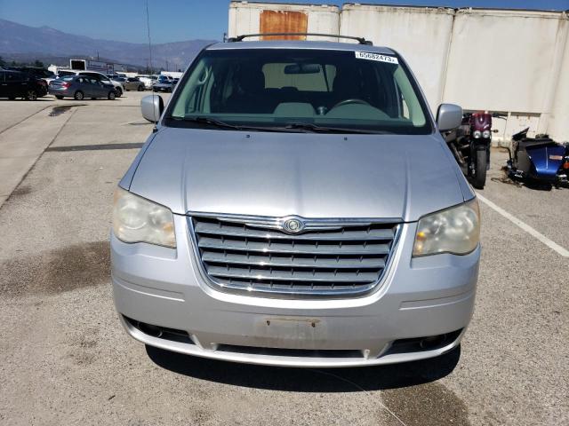 2A4RR5D19AR221630 - 2010 CHRYSLER TOWN & COU TOURING GRAY photo 5