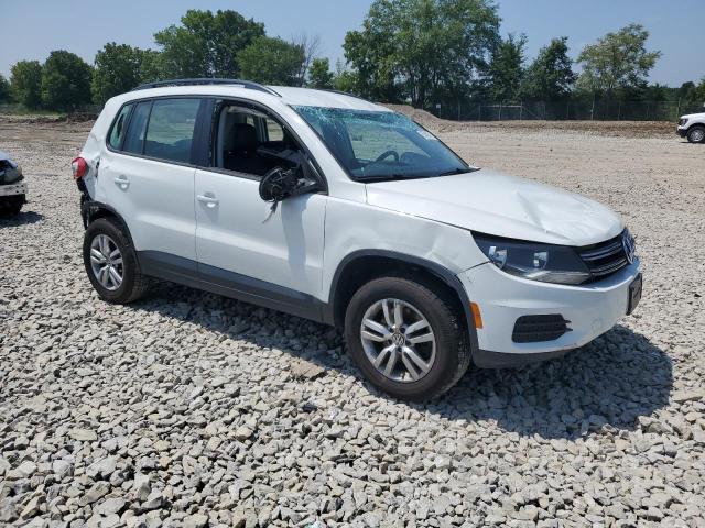 WVGAV7AX6HW509833 - 2017 VOLKSWAGEN TIGUAN S WHITE photo 4
