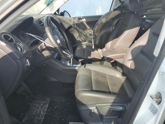 WVGAV7AX6HW509833 - 2017 VOLKSWAGEN TIGUAN S WHITE photo 7