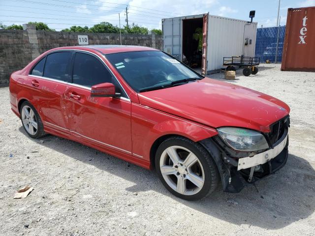 WDDGF5EB5BA527197 - 2011 MERCEDES-BENZ C 300 Червоний фото 4