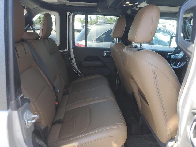 1C4JJXP65MW692229 - 2021 JEEP WRANGLER U SAHARA 4XE SILVER photo 10