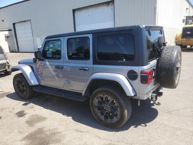 1C4JJXP65MW692229 - 2021 JEEP WRANGLER U SAHARA 4XE SILVER photo 2