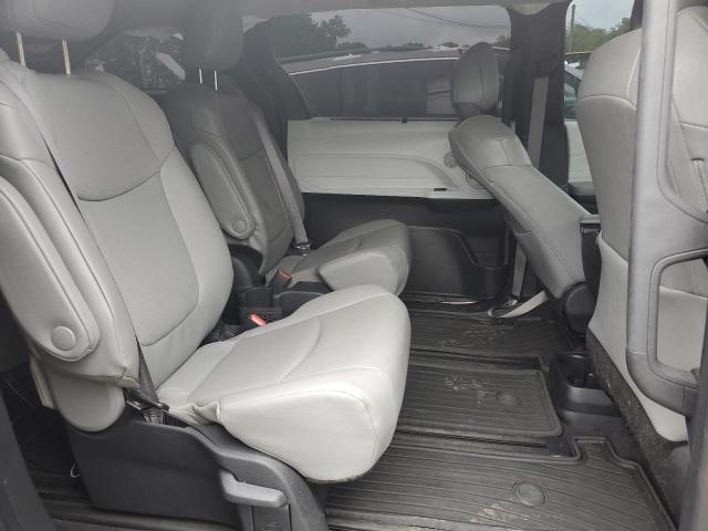 5TDJSKFC9SS161197 - 2025 TOYOTA SIENNA XLE წითელი ფოტო 11