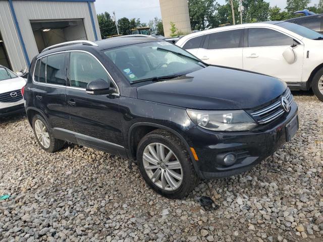 WVGAV3AX8DW587811 - 2013 VOLKSWAGEN TIGUAN S Noir photo 4