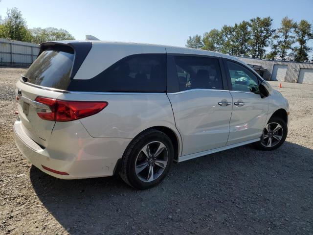 5FNRL6H87KB006846 - 2019 HONDA ODYSSEY TOURING WHITE photo 3