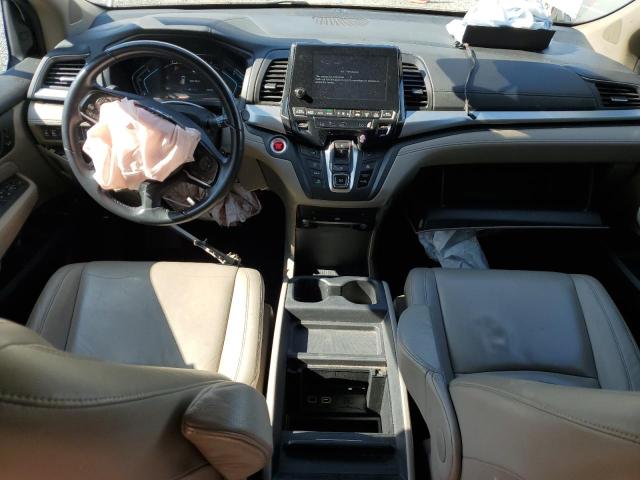 5FNRL6H87KB006846 - 2019 HONDA ODYSSEY TOURING WHITE photo 8
