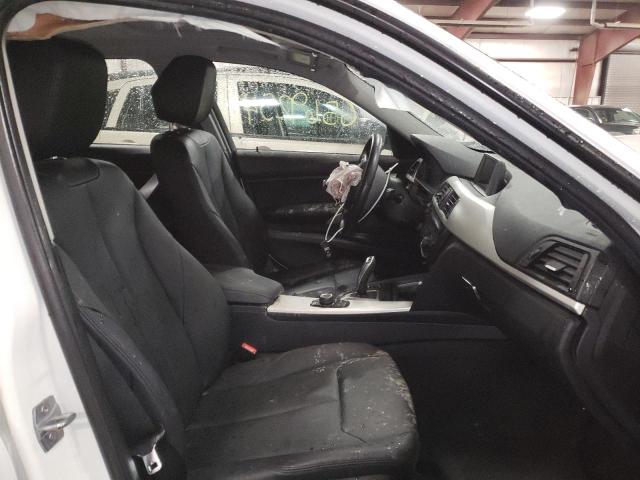 WBA3C3G59ENR25441 - 2014 BMW 320 I XDRIVE WHITE photo 5