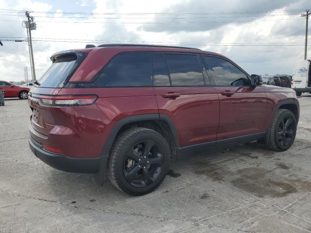 1C4RJHAG6P8865212 - 2023 JEEP GRAND CHEROKEE LAREDO RED photo 3