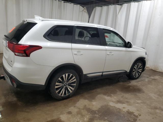 JA4AD3A30LZ011514 - 2020 MITSUBISHI OUTLANDER SE WHITE photo 3