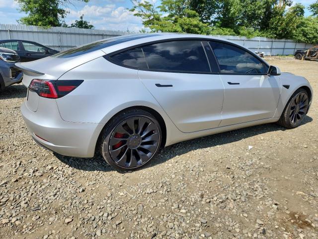 5YJ3E1EC1PF412298 - 2023 TESLA MODEL 3 SILVER photo 3