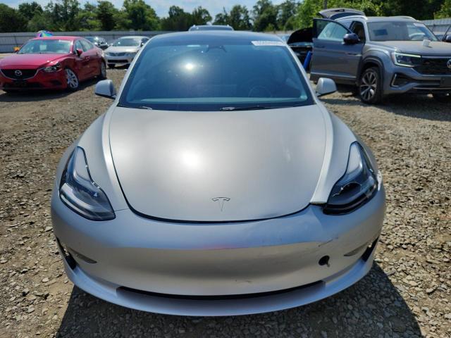 5YJ3E1EC1PF412298 - 2023 TESLA MODEL 3 SILVER photo 5