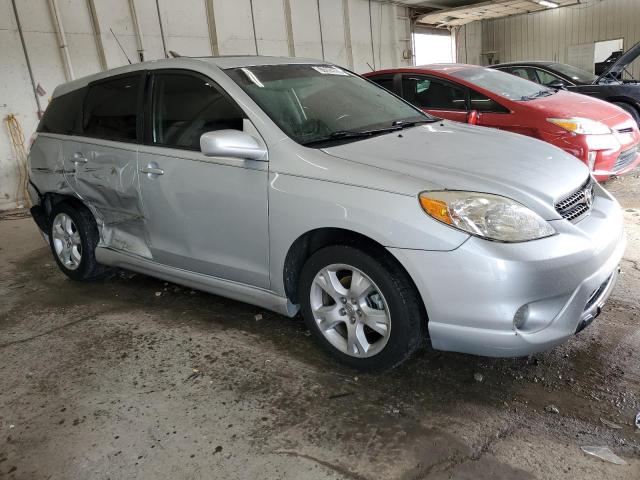 2T1KR32E25C497655 - 2005 TOYOTA COROLLA MA XR SILVER photo 4