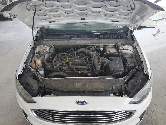 3FA6P0HD1KR258484 - 2019 FORD FUSION SE თეთრი ფოტო 11