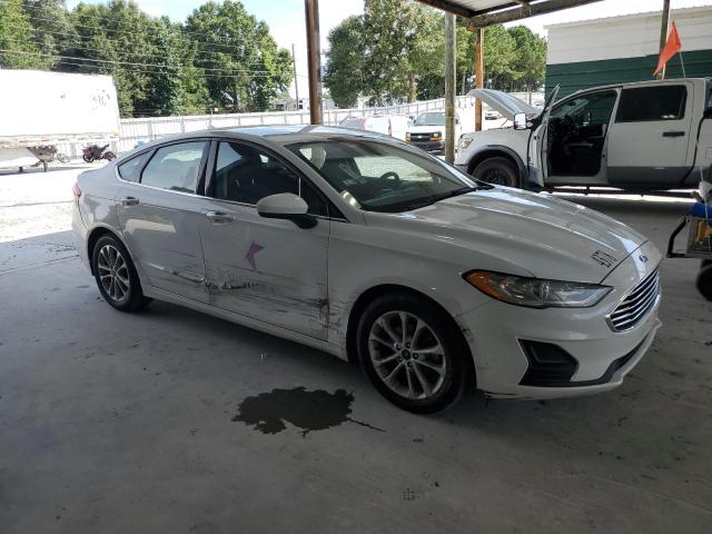 3FA6P0HD1KR258484 - 2019 FORD FUSION SE თეთრი ფოტო 4