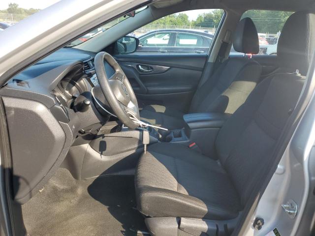 KNMAT2MT4JP560642 - 2018 NISSAN ROGUE S SILVER photo 7