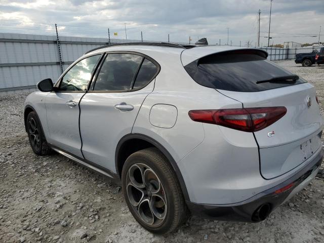 ZASPAKBN8N7D27350 - 2022 ALFA ROMEO STELVIO TI SILVER photo 3
