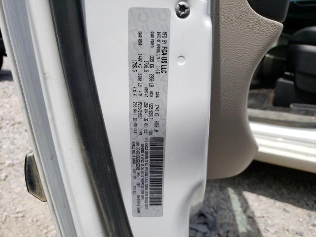 2C4RC1BG3GR268300 - 2016 CHRYSLER TOWN & COU TOURING WHITE photo 13