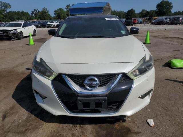 1N4AA6APXHC392162 - 2017 NISSAN MAXIMA 3.5S WHITE photo 5