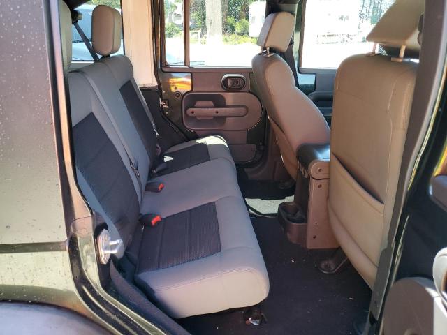 1J4BA3H15AL167601 - 2010 JEEP WRANGLER U SPORT أخضر صورة 10