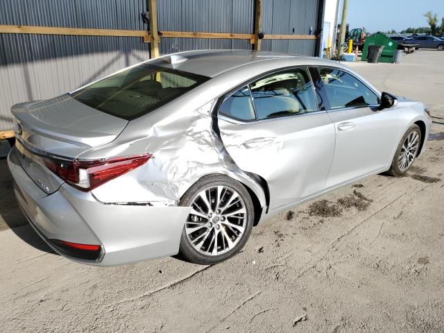 JTHB21B16K2004512 - 2019 LEXUS ES 300H SILVER photo 3