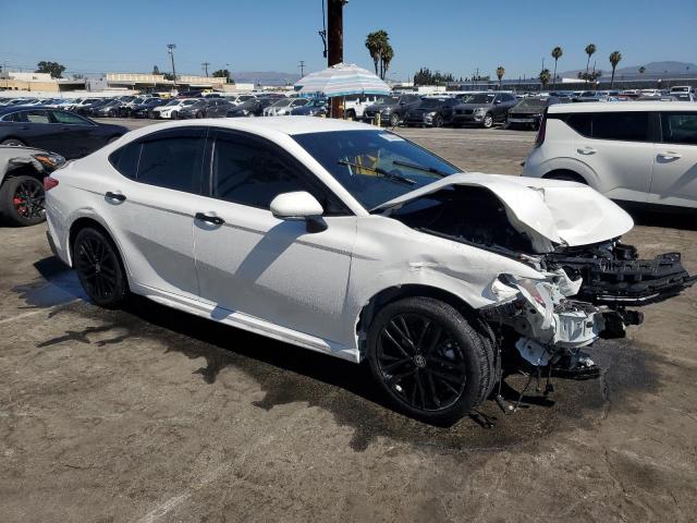 4T1DAACK9SU108268 - 2025 TOYOTA CAMRY XSE WHITE photo 4