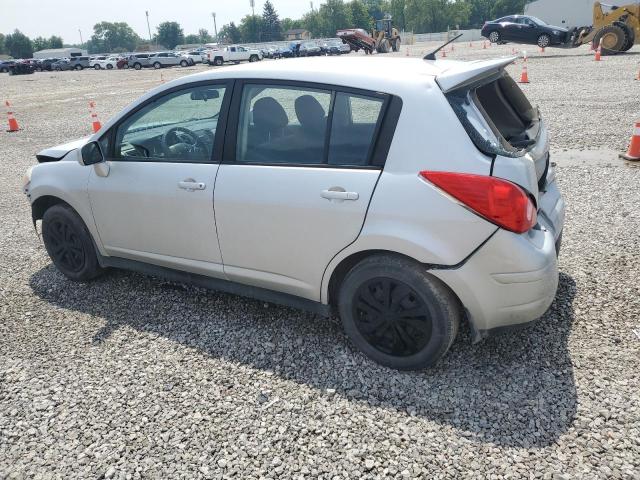 3N1BC13E69L460960 - 2009 NISSAN VERSA S SILVER photo 2