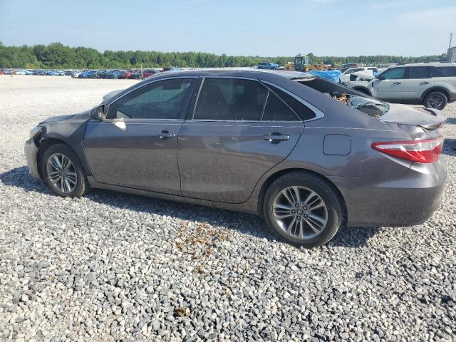 4T1BF1FK4HU714638 - 2017 TOYOTA CAMRY LE GRAY photo 2