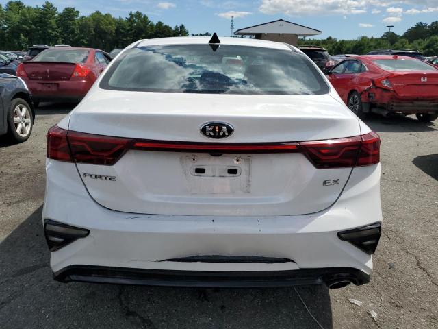3KPF54ADXLE183276 - 2020 KIA FORTE EX WHITE photo 6