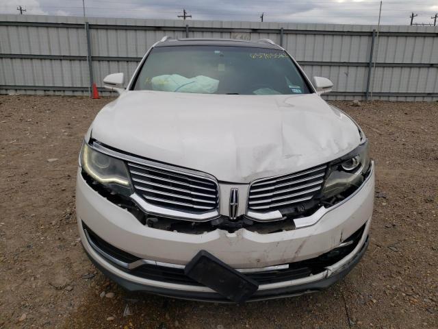 2LMTJ6LR7GBL52718 - 2016 LINCOLN MKX RESERVE WHITE photo 9