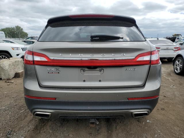 2LMPJ8JR5HBL45770 - 2017 LINCOLN MKX PREMIERE TAN photo 6