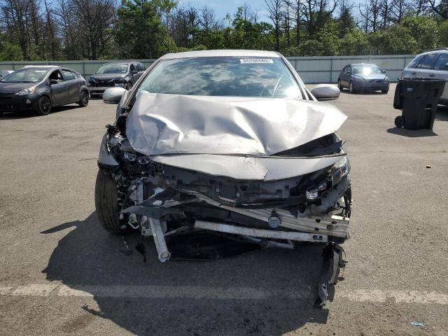 JTDKARFP9H3049741 - 2017 TOYOTA PRIUS PRIM კრემისფერი ფოტო 5