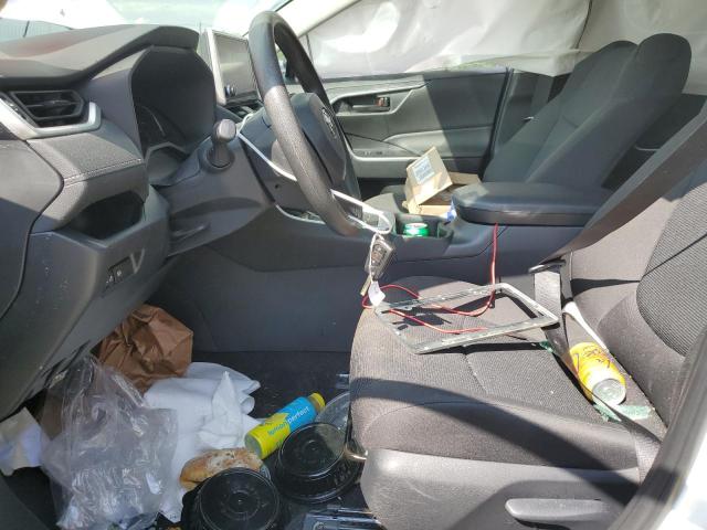 2T3F1RFV1RC482566 - 2024 TOYOTA RAV4 LE 白色 照片 7