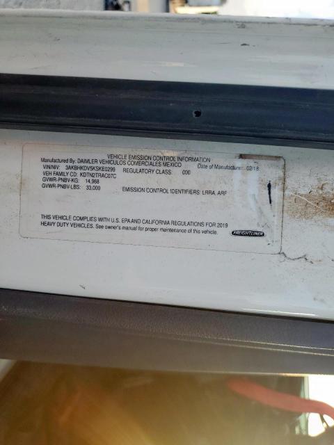 3AKBHKDV5KSKE0299 - 2019 FREIGHTLINER CASCADIA 1 Beyaz fotoğraf 10