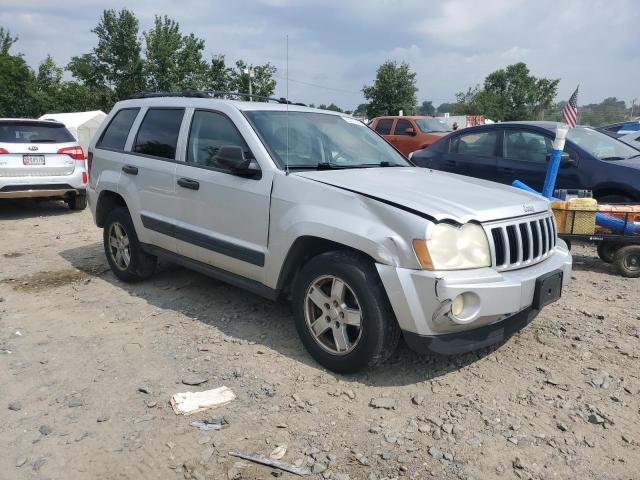 1J4GR48K65C557366 - 2005 JEEP GRAND CHER LAREDO SILVER photo 4