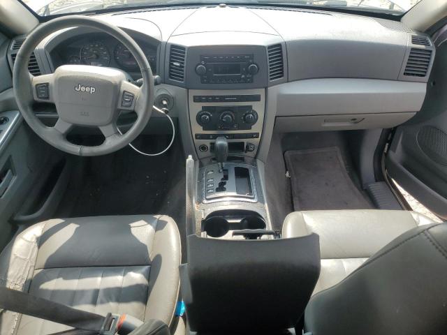 1J4GR48K65C557366 - 2005 JEEP GRAND CHER LAREDO SILVER photo 8