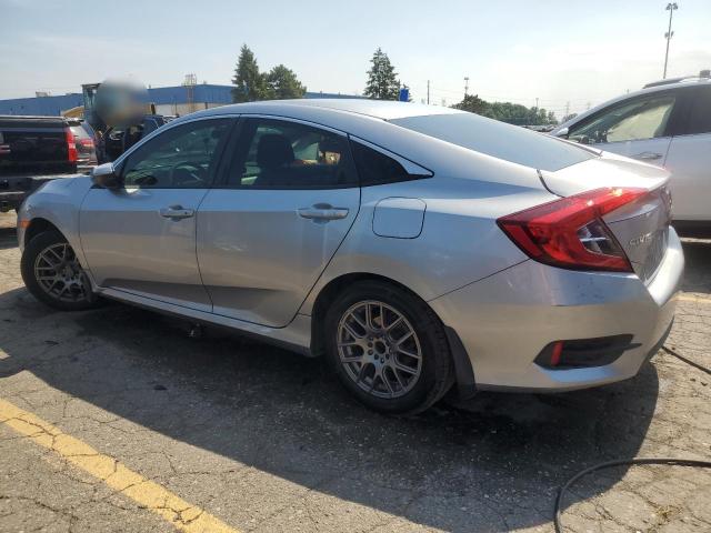 19XFC2E55JE012686 - 2018 HONDA CIVIC LX 银色 照片 2