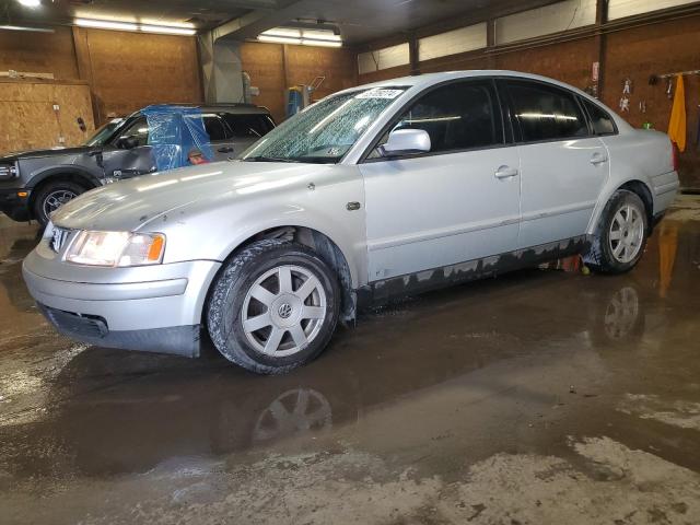 WVWPD63B6XE464488 - 1999 VOLKSWAGEN PASSAT GLX Gümüş foto 1