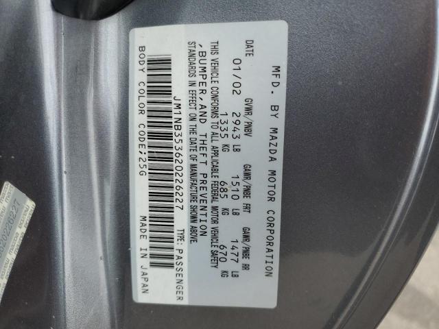 JM1NB353620226227 - 2002 MAZDA MX-5 MIATA BASE SILVER photo 12