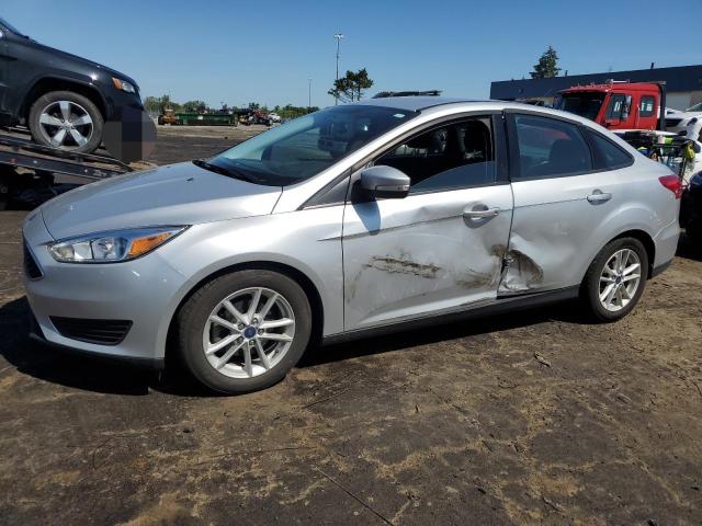 2015 FORD FOCUS SE, null