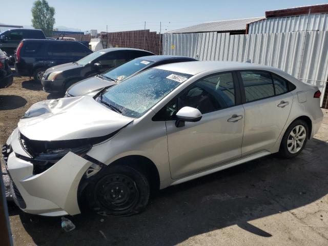 5YFEPMAEXNP356505 - 2022 TOYOTA COROLLA LE SILVER photo 1