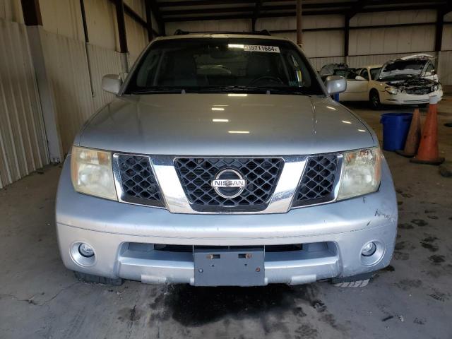 5N1AR18W75C710359 - 2005 NISSAN PATHFINDER LE 银色 照片 5