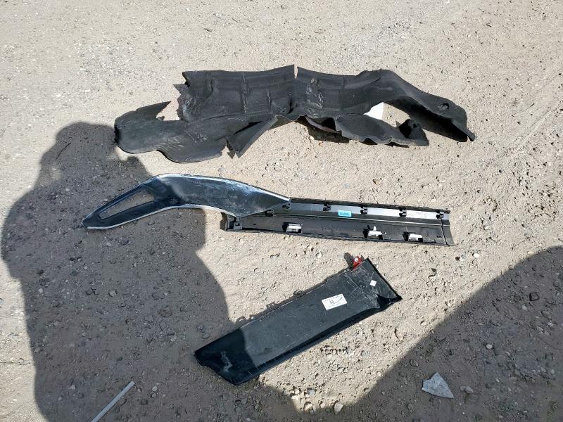 1GYS8ARL2SR227199 - 2025 CADILLAC ESCALADE LUXURY أحمر صورة 13