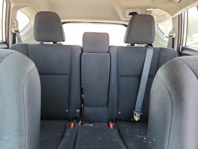 2T3ZFREV1HW327688 - 2017 TOYOTA RAV4 LE 白色 照片 10