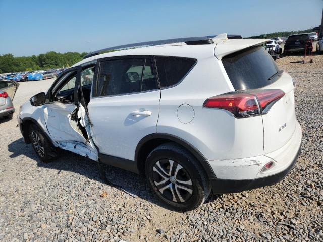 2T3ZFREV1HW327688 - 2017 TOYOTA RAV4 LE 白色 照片 2